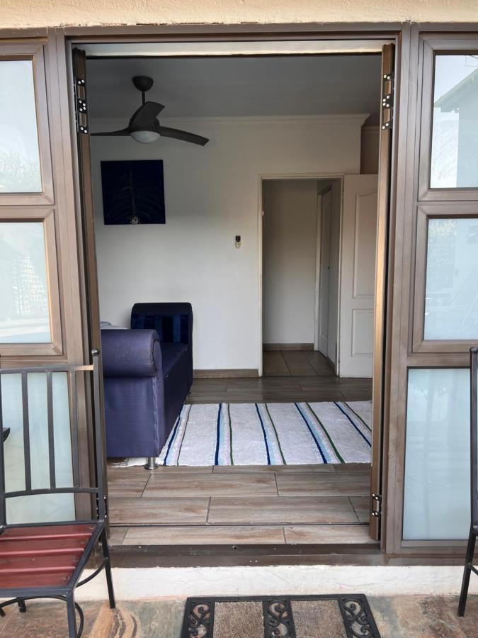 2 Op Terblanche Guesthouse ボックスバーグ エクステリア 写真