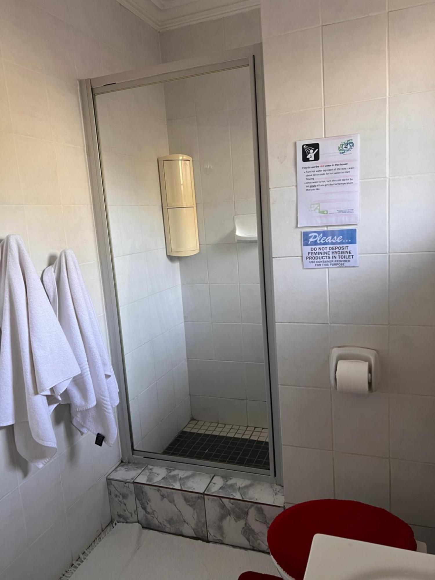 2 Op Terblanche Guesthouse ボックスバーグ エクステリア 写真