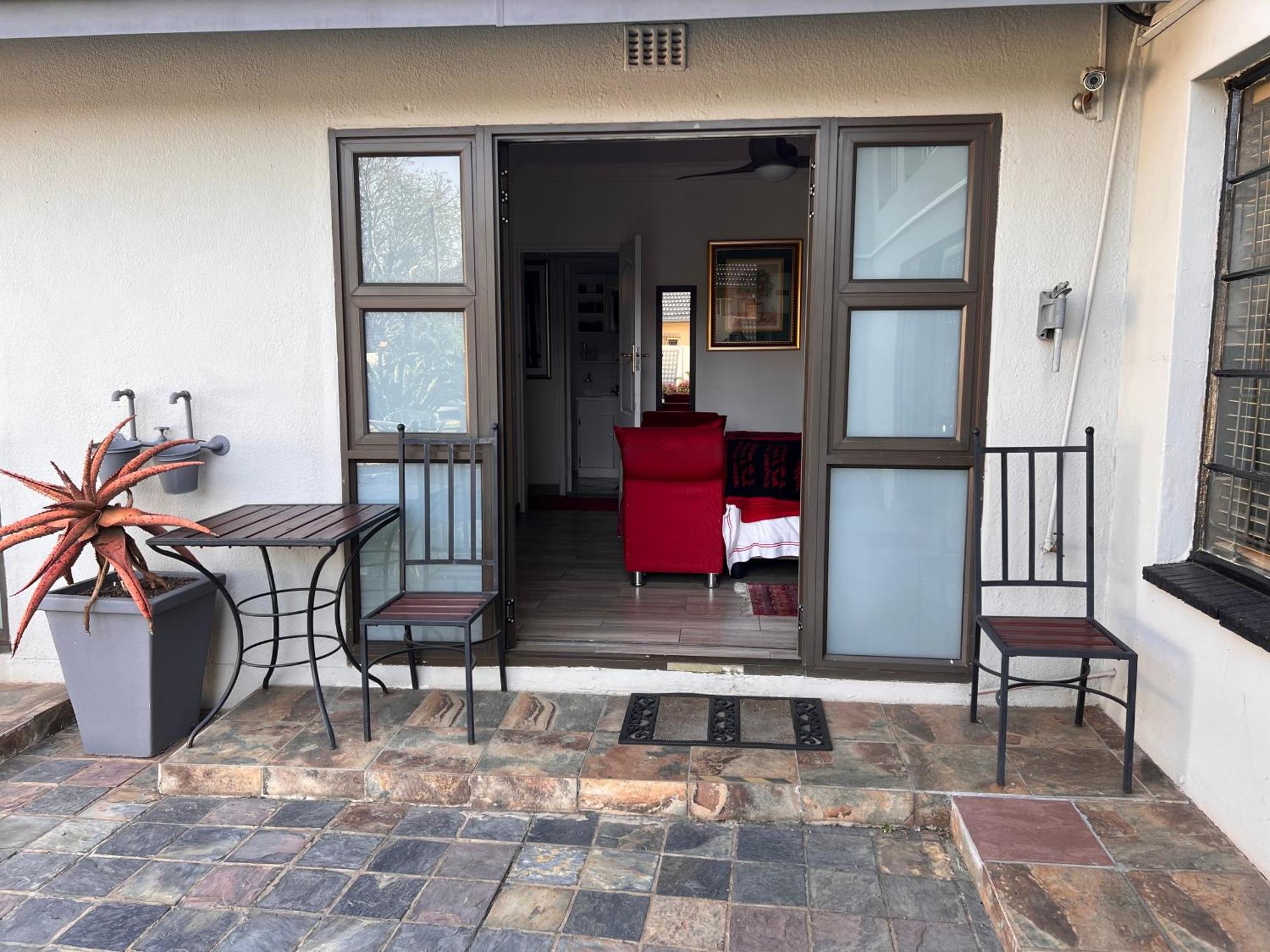 2 Op Terblanche Guesthouse ボックスバーグ エクステリア 写真