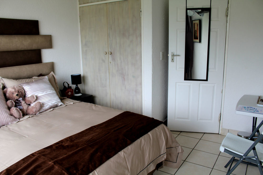 2 Op Terblanche Guesthouse ボックスバーグ エクステリア 写真